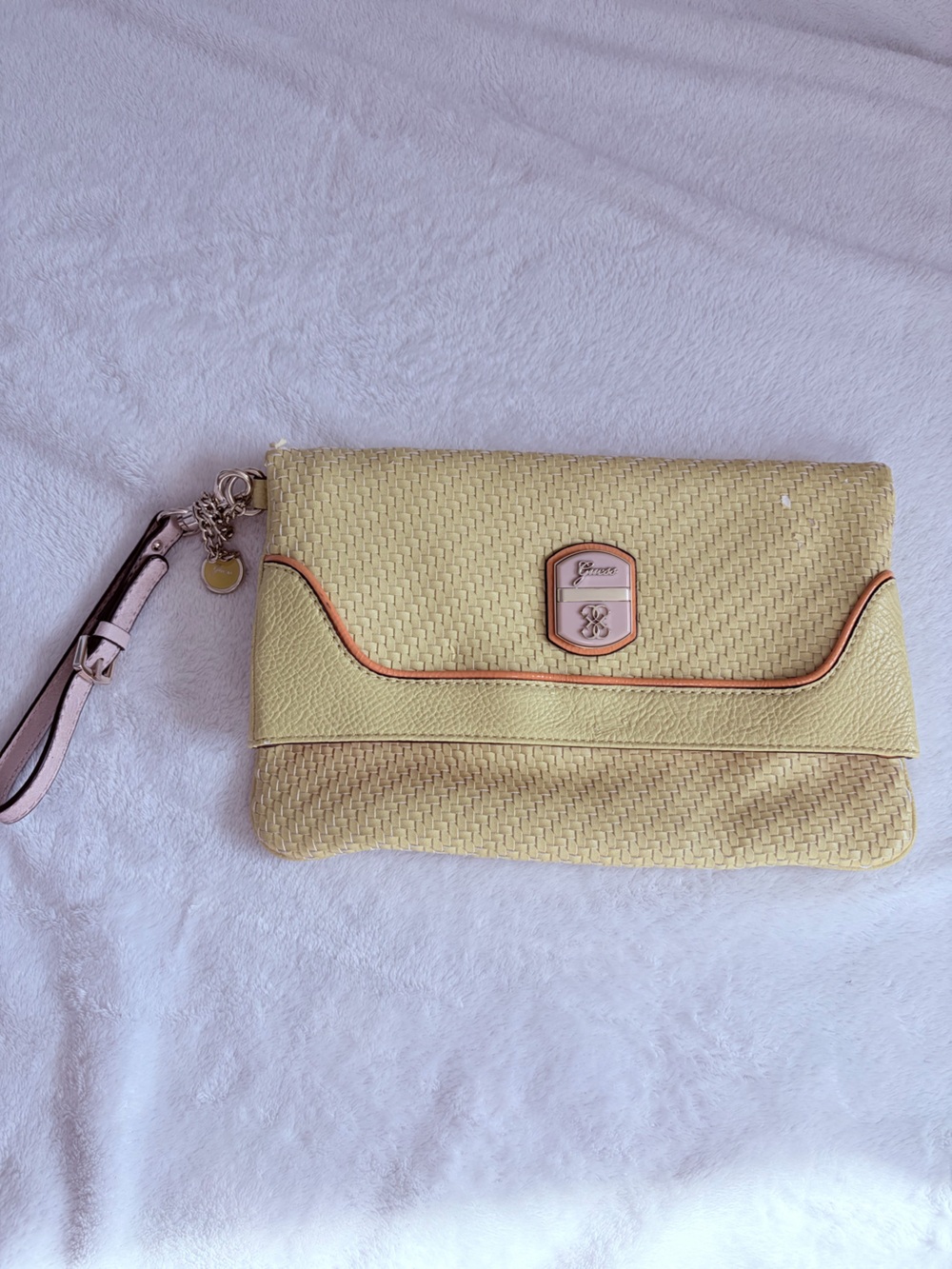 💛 Guess Y2K Woven Clutch Wristlet Bag Yellow Coral McBling Going Out It Girl